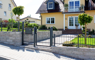 Industriedrehflügeltor mit Hespen-Eisen